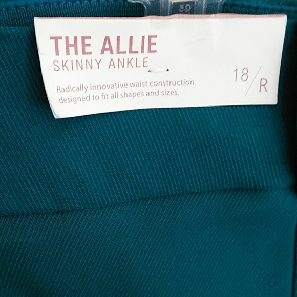 Lane Bryant Pants - Teal cropped pants 18
